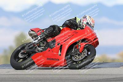 media/Nov-16-2025-Race Pace (Sun) [[8c5fa54630]]/Non Verified Riders (1st 20 Minutes)/7-Turn 9 Entry (210pm)/